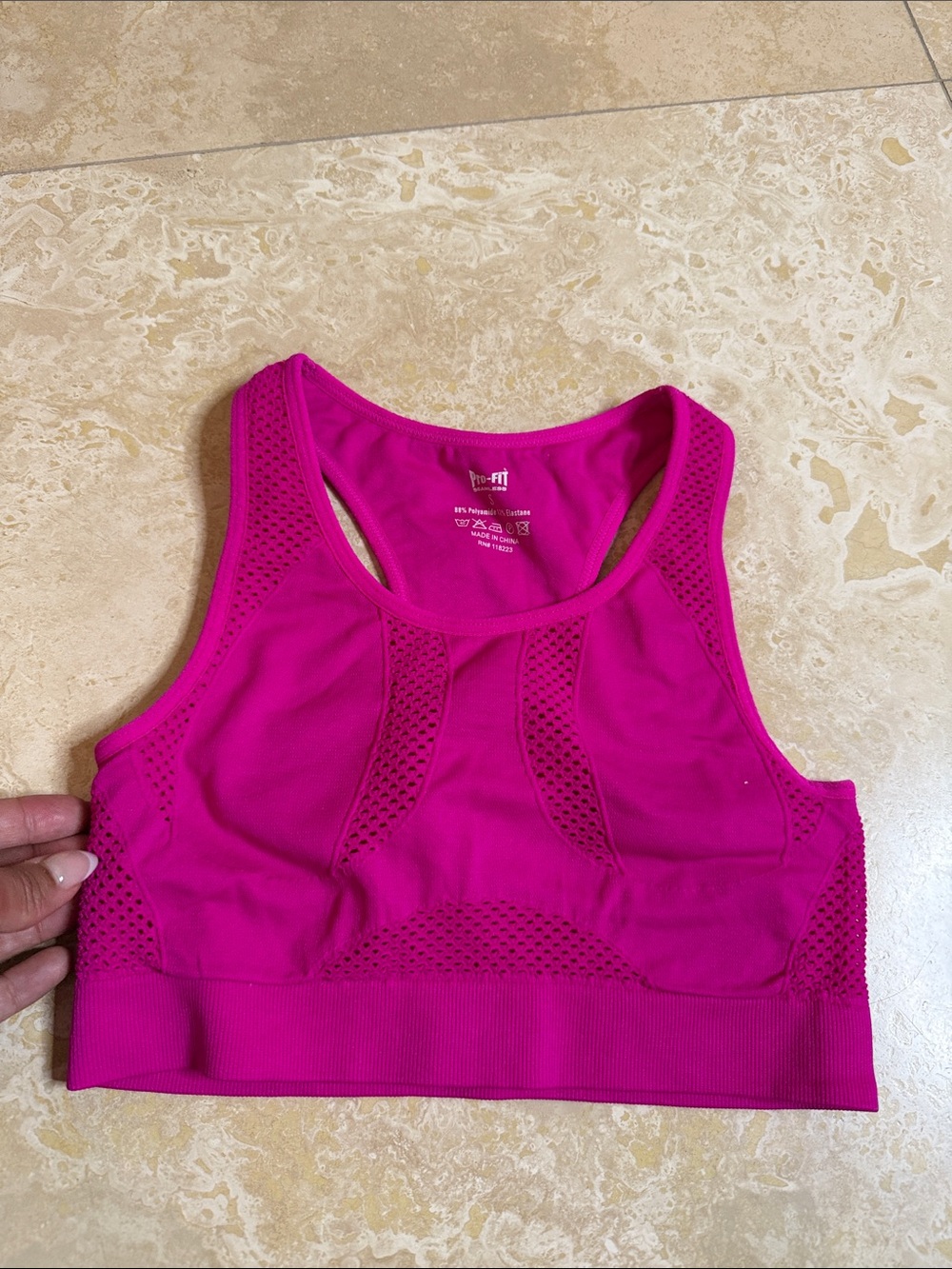 💕New Racerback Sports Bra - Fuchsia Pink💕
